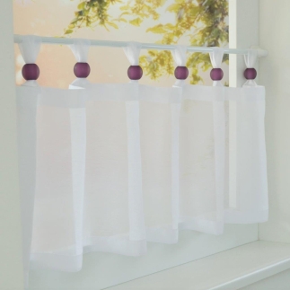 Weiße Scheibengardine Roma Boule mit Schlaufen und Zierkugeln Acrylglas aubergine BxH 110 x 35 cm