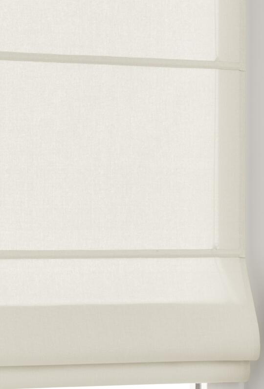 gleichmäßige Raffrollo Falten durch Querstäbe