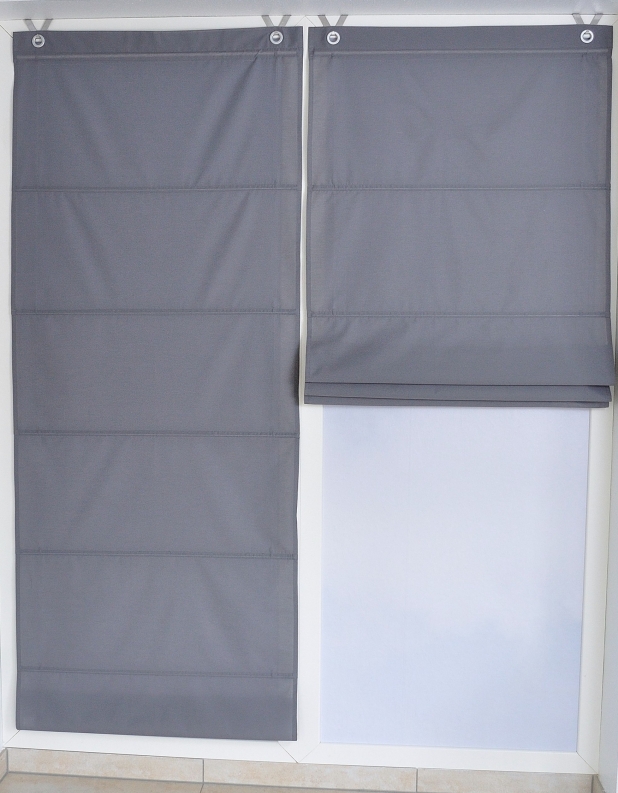 Raffrollo Balkontür Kessy Bessy grau mit Ösen nach Maß