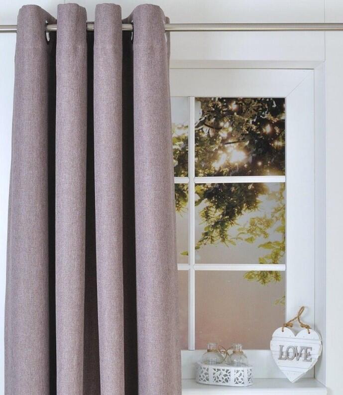 Vorhang_Ösenschal_Dimout_braun_Fenster