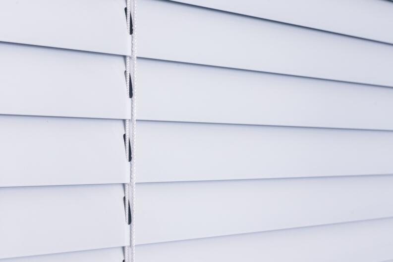 Alu Jalousie Sammy weiss isolierend